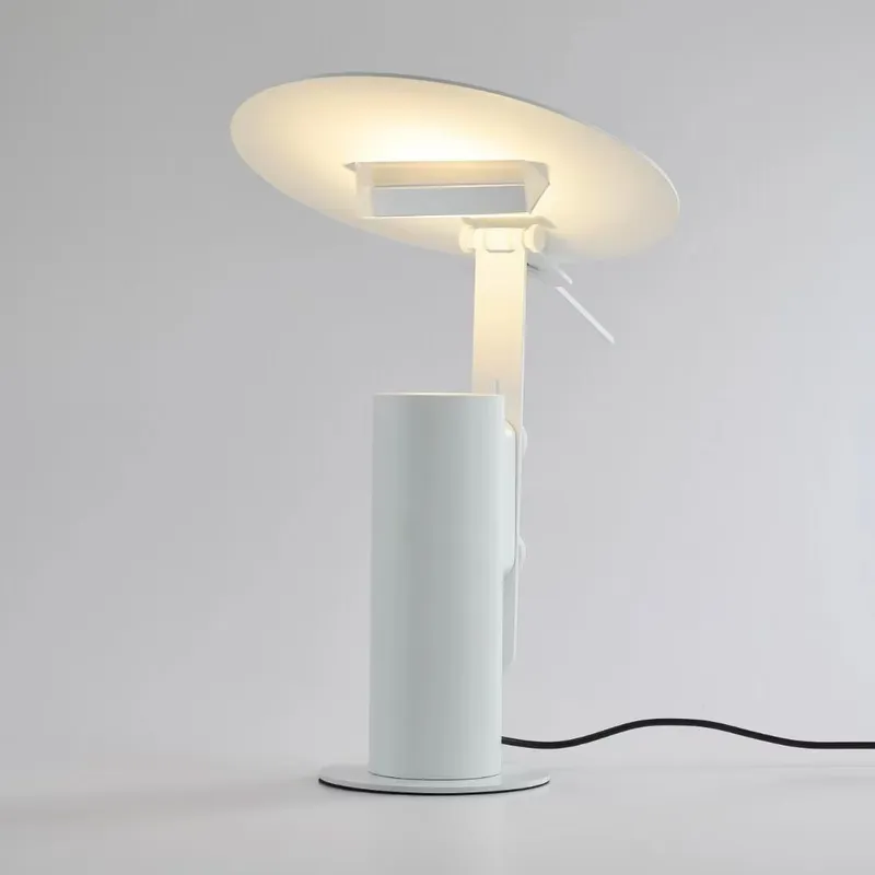 مصباح طاولة LED حديث وإبداعي ب - مراجعة Lighting Decor For Bedroom وسعره
